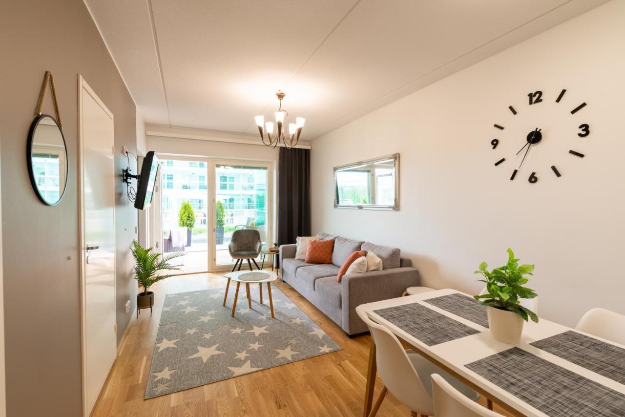 Starhomes Double Lux 8 Oulu Buitenkant foto
