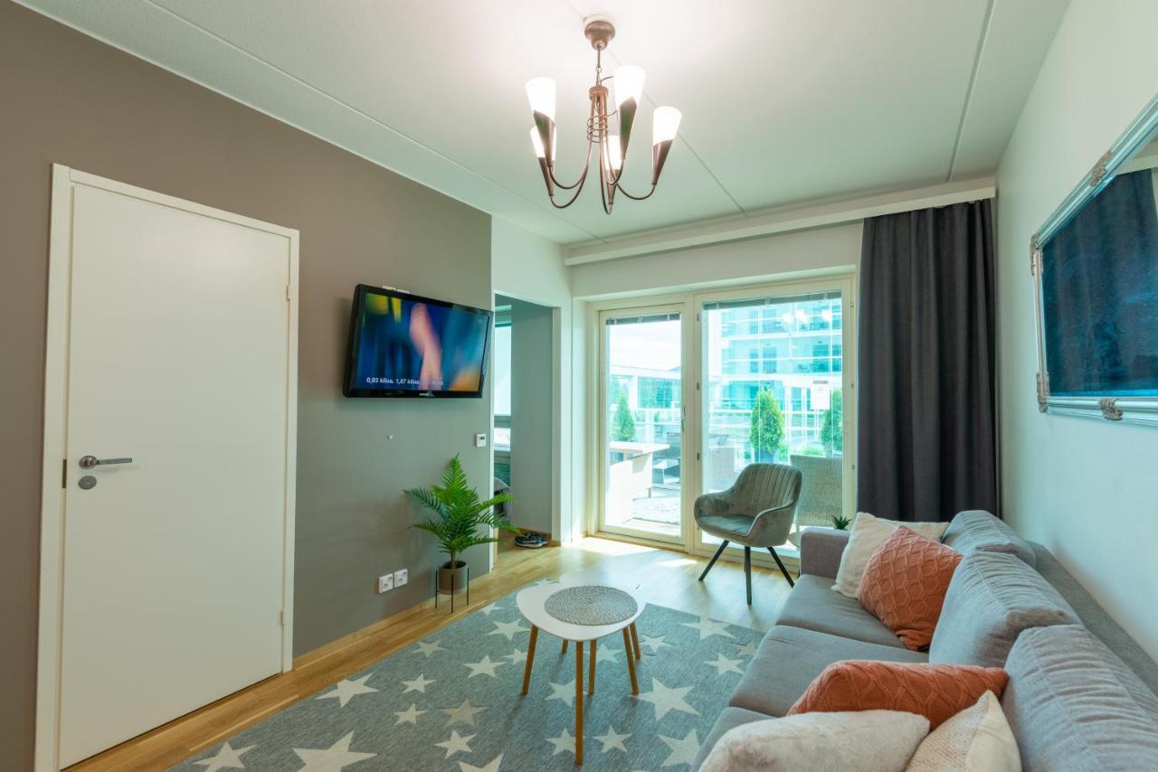 Starhomes Double Lux 8 Oulu Buitenkant foto