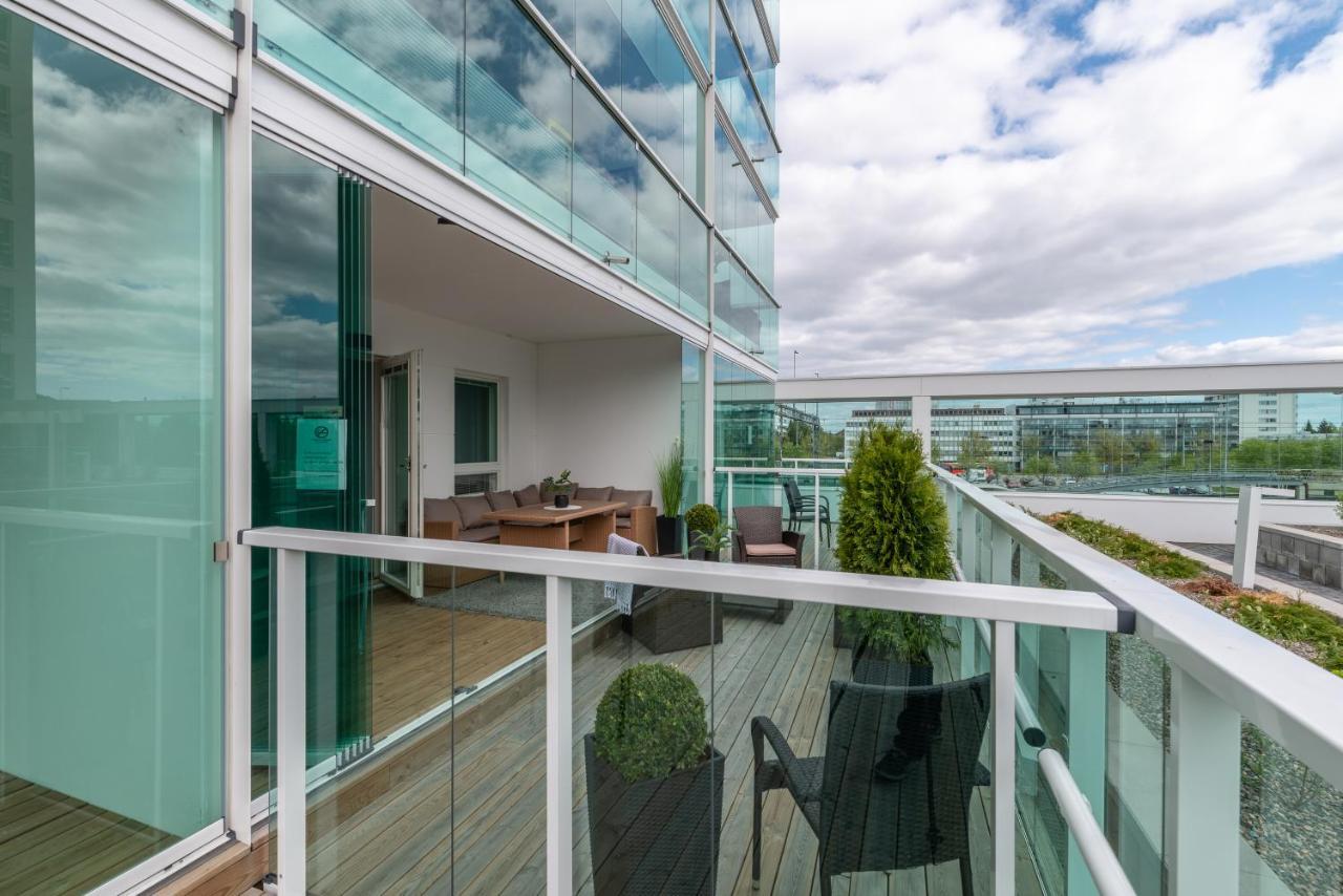 Starhomes Double Lux 8 Oulu Buitenkant foto